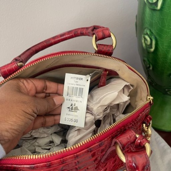 Tyler Cranberry Melbourne- Satchel with Wallet and Eyeglass Case - Picture 4 of 9